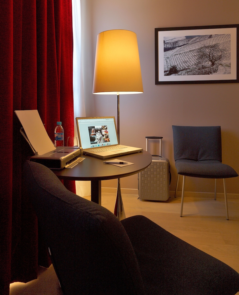 Habitación Privilege del hotel Mercure Villefranche En Beaujolais Ici and La. Foto 5