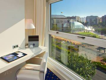 Junior suite del hotel Sh Valencia Palace. Foto 2