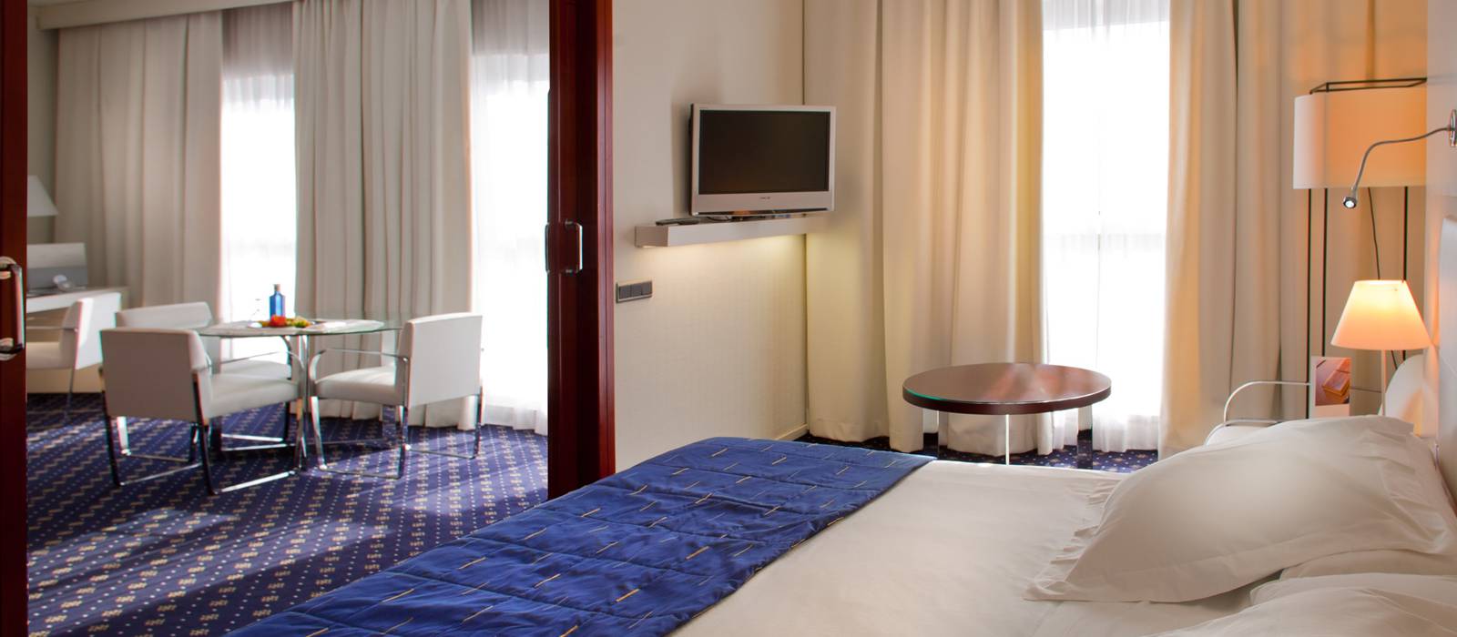 Junior suite Familiar del hotel Sh Valencia Palace. Foto 2