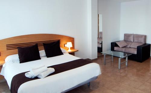 Estudio del hotel y apartamentos Plaza De La Luz Cádiz. Foto 3