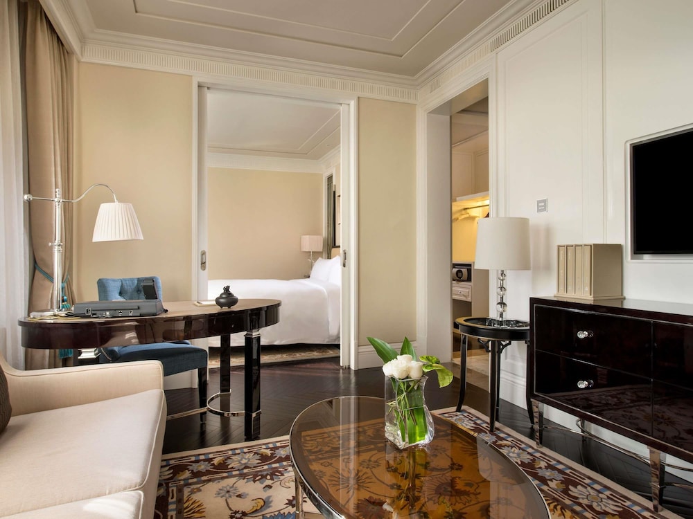 SUITE PRESTIGE, 1 Cama King Size, Vistas al Jardín del hotel Sofitel Legend People's Grand Hotel Xi'an