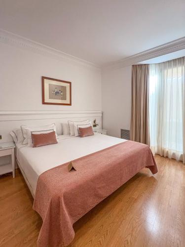 Habitación Melia Clásica del hotel Melia Plaza. Foto 1