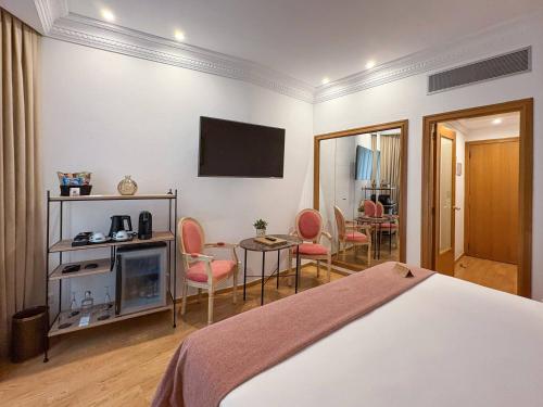 Habitación Melia Clásica del hotel Melia Plaza. Foto 3