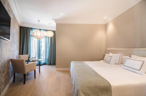 Habitación Premium Plaza con vistas del hotel Melia Plaza