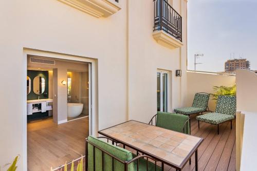 Suite Junior Executive del hotel Melia Plaza. Foto 3