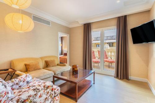 Suite Junior Executive del hotel Melia Plaza. Foto 7
