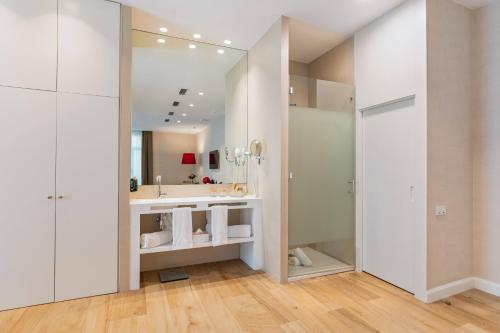 Suite Junior del hotel Melia Plaza. Foto 2