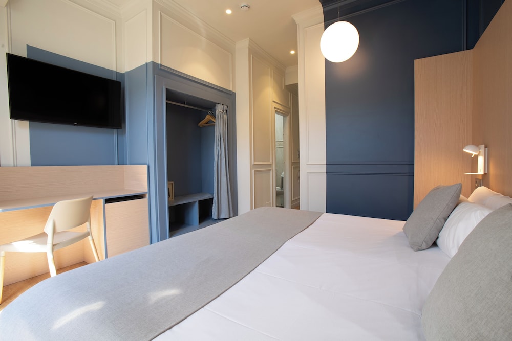 Habitación con 1 cama doble o 2 individuales del hotel Olympia Cónsul del Mar. Foto 6