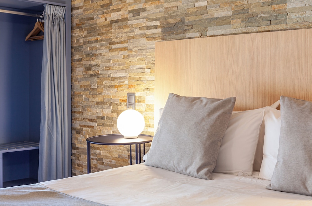 Habitación con 1 cama doble o 2 individuales del hotel Olympia Cónsul del Mar. Foto 12