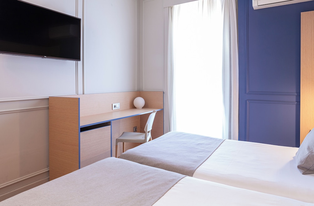 Habitación con 1 cama doble o 2 individuales del hotel Olympia Cónsul del Mar. Foto 17