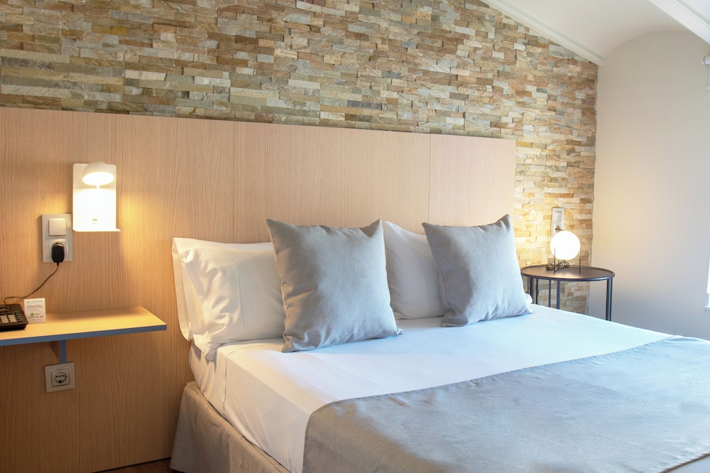 Habitación con 1 cama doble o 2 individuales, terraza del hotel Olympia Cónsul del Mar. Foto 1