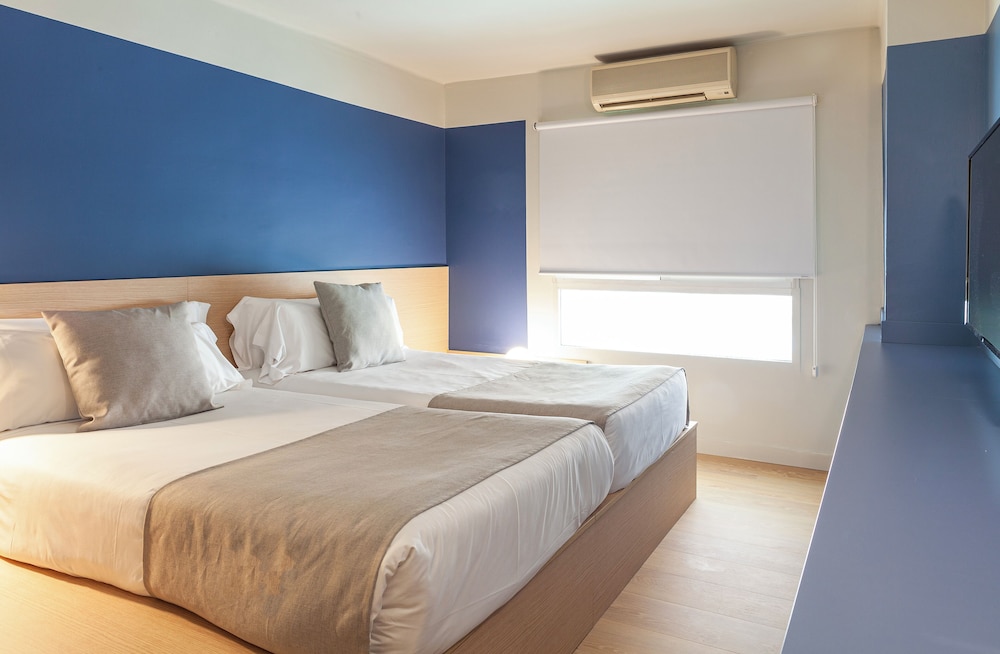 Habitación cuádruple del hotel Olympia Cónsul del Mar