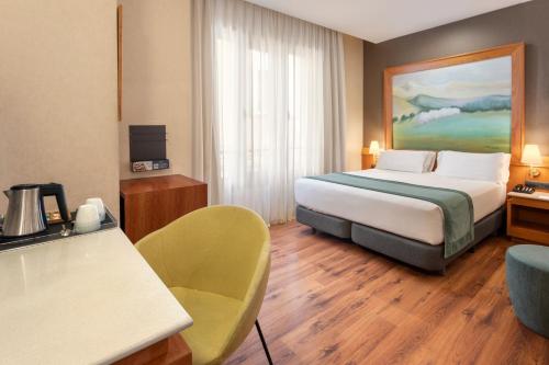 Habitación Individual del hotel Catalonia Excelsior. Foto 1
