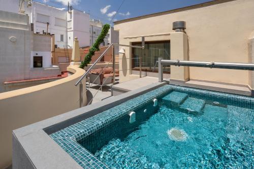 Suite Junior con piscina privada del hotel Catalonia Excelsior. Foto 3