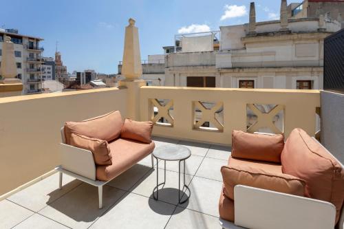 Suite Junior con terraza del hotel Catalonia Excelsior. Foto 5