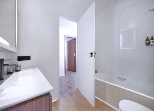 Habitación Premium Innside del hotel Innside Valencia Oceanic. Foto 1