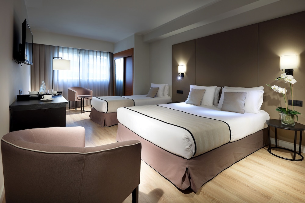 Habitación Triple del hotel Exe Rey Don Jaime