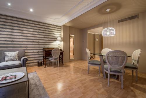 Suite Junior del hotel Vincci Lys. Foto 10