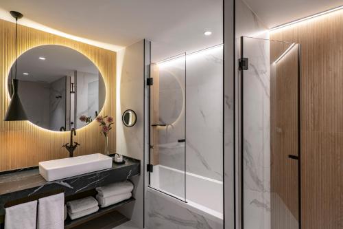 Habitación Doble Deluxe del hotel Vincci Lys. Foto 5