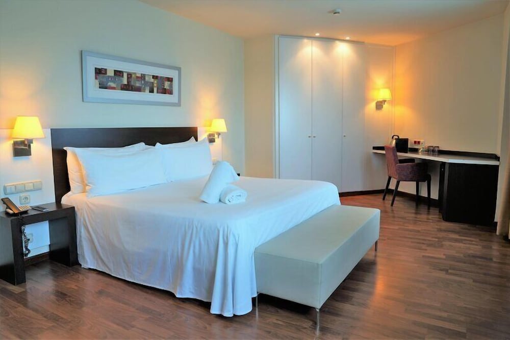 Habitación M del hotel Port Feria Valencia