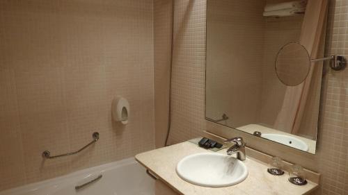 Habitación Doble Superior - 2 camas del hotel Flag Valencia Florazar. Foto 4