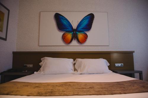 Habitación Doble adaptada para personas con discapacidad - 1 o 2 camas del hotel Mas Camarena. Foto 1