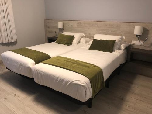 Apartamento del hotel Restaurante El Montico. Foto 4