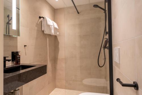 Habitación Doble Deluxe del hotel Quality Saga. Foto 9