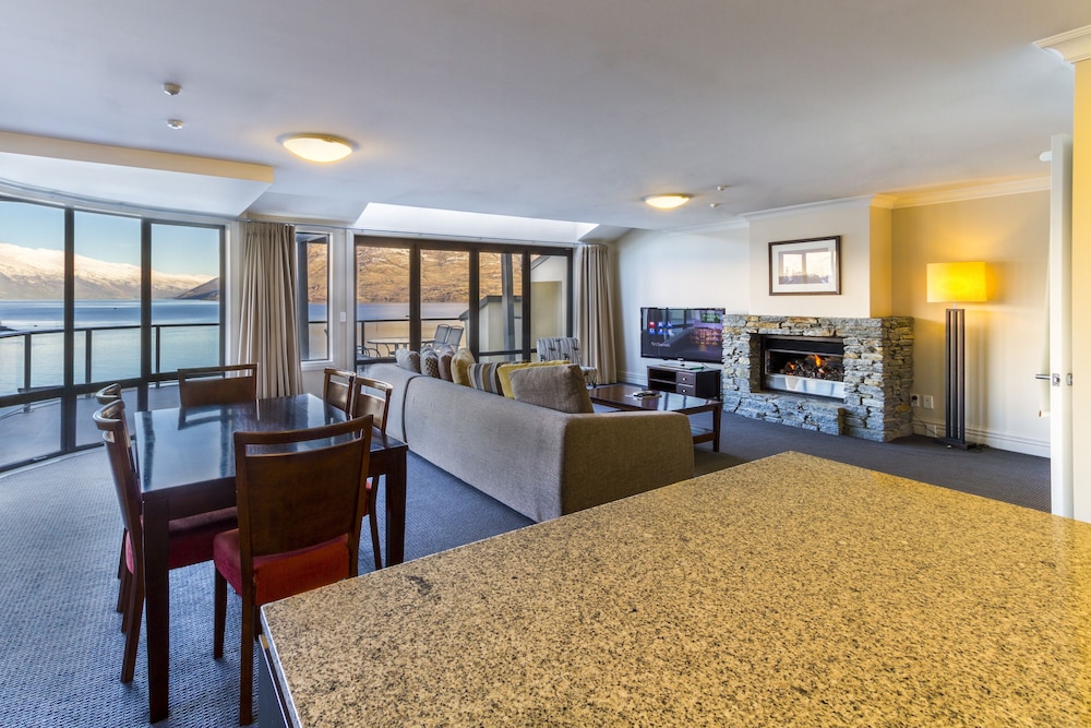 Apartamento con Vistas al Lago de 2 Dormitorios del hotel Peppers Beacon Queenstown. Foto 8
