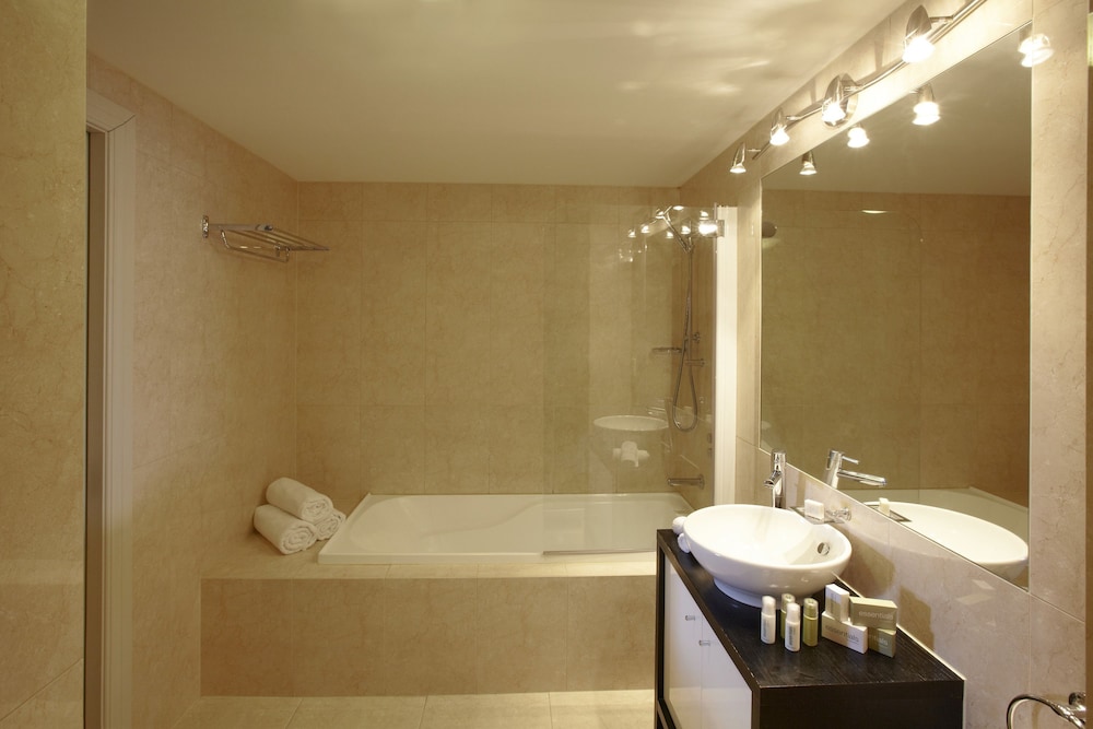 Apartamento con Vistas al Lago de 2 Dormitorios del hotel Peppers Beacon Queenstown. Foto 13