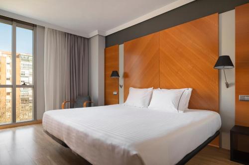 Habitación Doble Superior del hotel DORMA Juan de Austria. Foto 4