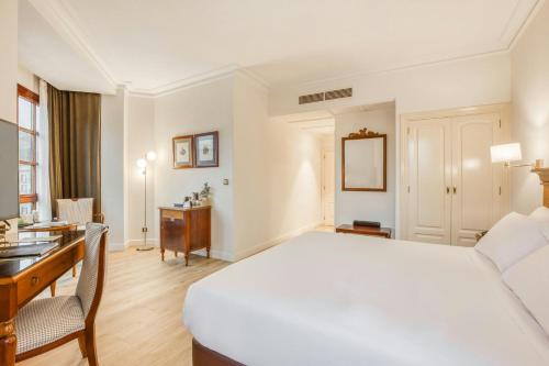 Habitación Doble Superior - 1 o 2 camas del hotel Sercotel Arenal Bilbao. Foto 1