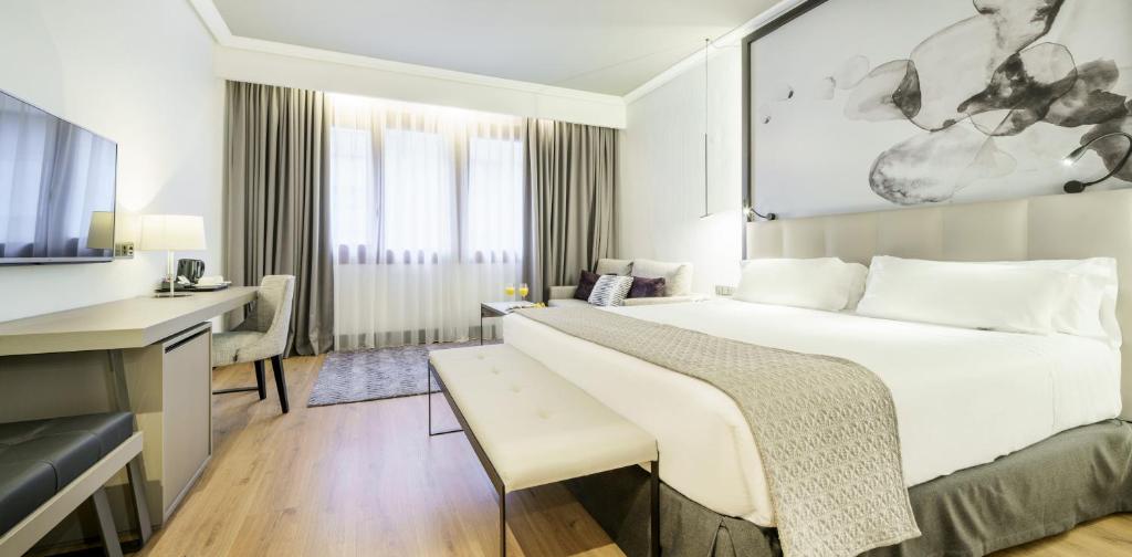 Habitación doble Premium del hotel Ilunion Bilbao. Foto 2