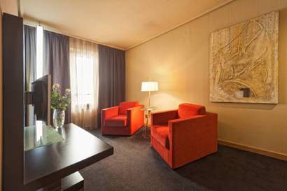 Junior suite del hotel Silken Indautxu Bilbao. Foto 2