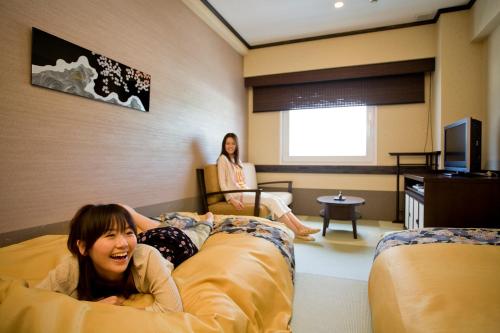 Habitación Doble con ducha - 2 camas del hotel Hida Hanasatonoyu Takayama Ouan. Foto 1