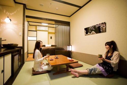 Habitación Doble de estilo japonés occidental del hotel Hida Hanasatonoyu Takayama Ouan. Foto 3