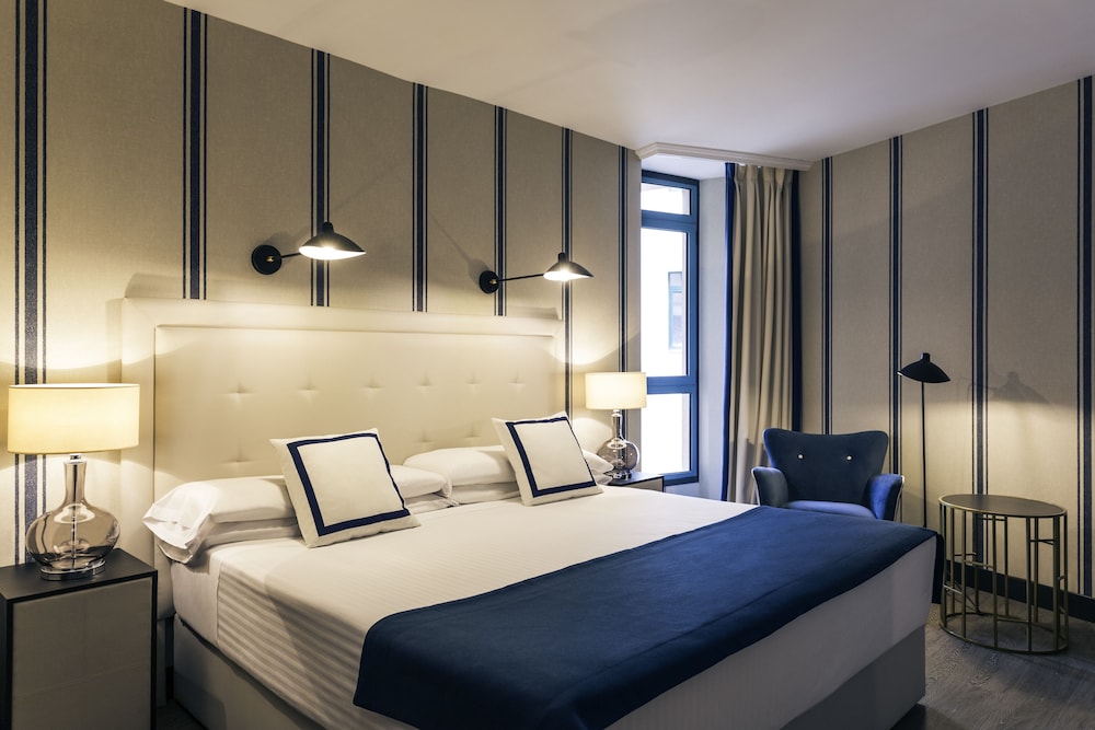 Habitación estándar, 1 cama doble del hotel Mercure Bilbao Jardines De Albia. Foto 3