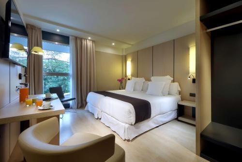 Habitación Doble Superior del hotel Occidental Bilbao. Foto 2
