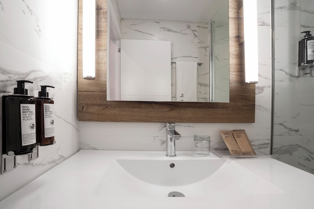 Habitación individual básica del hotel Petit Palace Arana. Foto 3