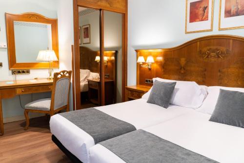 Habitación Doble Económica - 1 o 2 camas del hotel Alda Mercado De Zamora. Foto 6