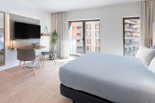 The Loft del hotel Innside By Meliá Zaragoza. Foto 4