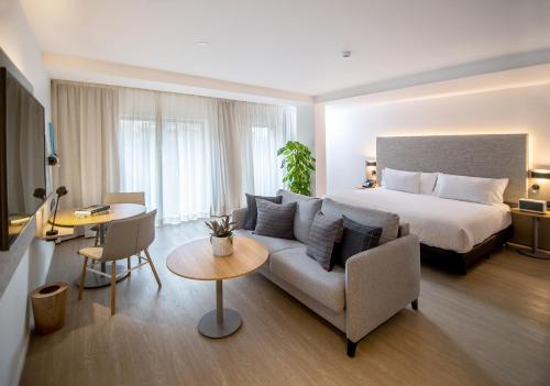 Alojamiento The Loft XL del hotel Innside By Meliá Zaragoza. Foto 1
