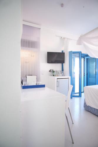 Habitación Doble con vistas laterales al mar del hotel Avanti Boutique Fuerteventura. Foto 7