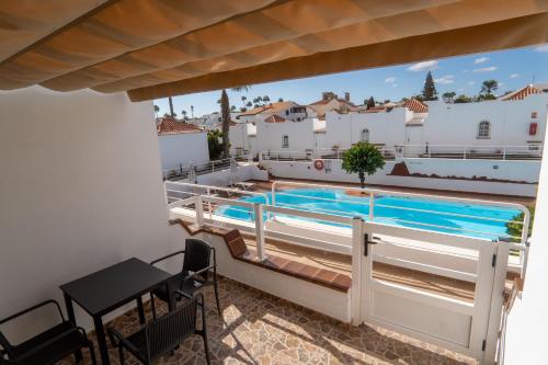 Apartamento con vistas a la piscina del hotel Las Casitas de Corralejo. Foto 7