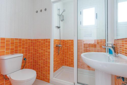 Apartamento con vistas a la piscina del hotel Las Casitas de Corralejo. Foto 4