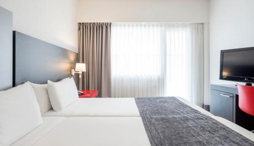 Habitación Doble Clásica - 1 o 2 camas del hotel Ilunion Romareda. Foto 1