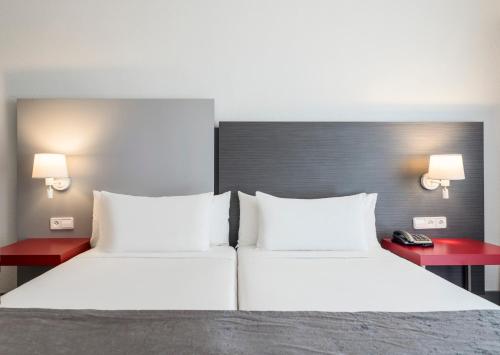Habitación Doble Clásica - 1 o 2 camas del hotel Ilunion Romareda. Foto 5