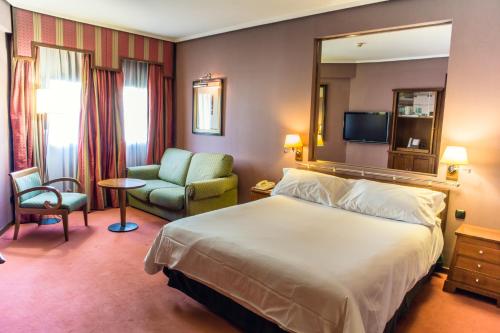 Habitación Doble Superior del hotel Palafox. Foto 4