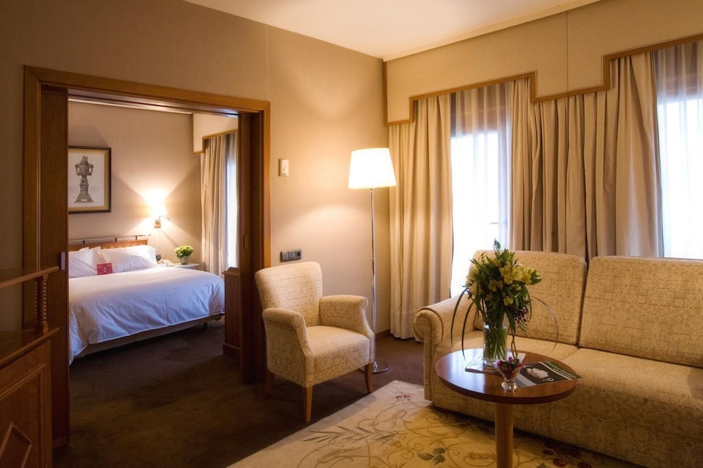 Suite del hotel Palafox. Foto 4