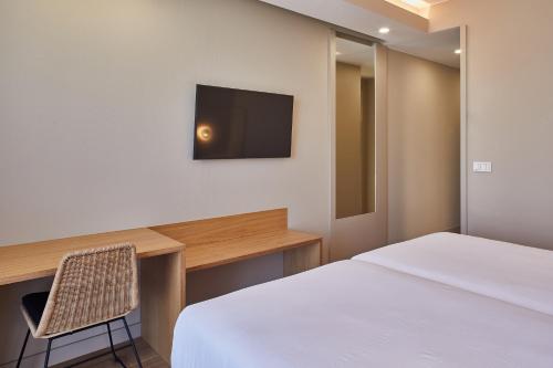 Habitación Doble Confort - 1 o 2 camas del hotel Silken Reino De Aragón. Foto 6